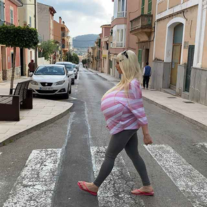 Small streets are not made for Beshine sized breasts