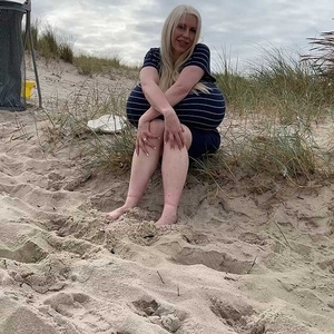 Beshine and her massive boobage at the beach