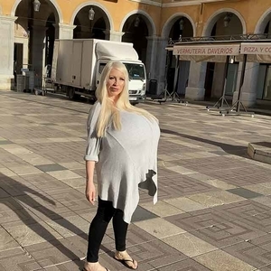 Largest breasted woman ever Beshine at Palma de Mallorca