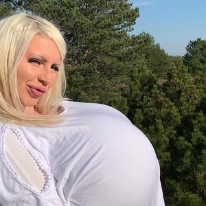 Absolute biggest and heaviest augmented breasts of the giant boobs scene
