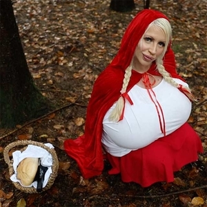 Beshine as Busty Little Red Riding Hood Halloween Video