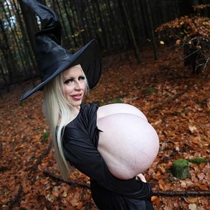 Halloween Photo Series: The Witch